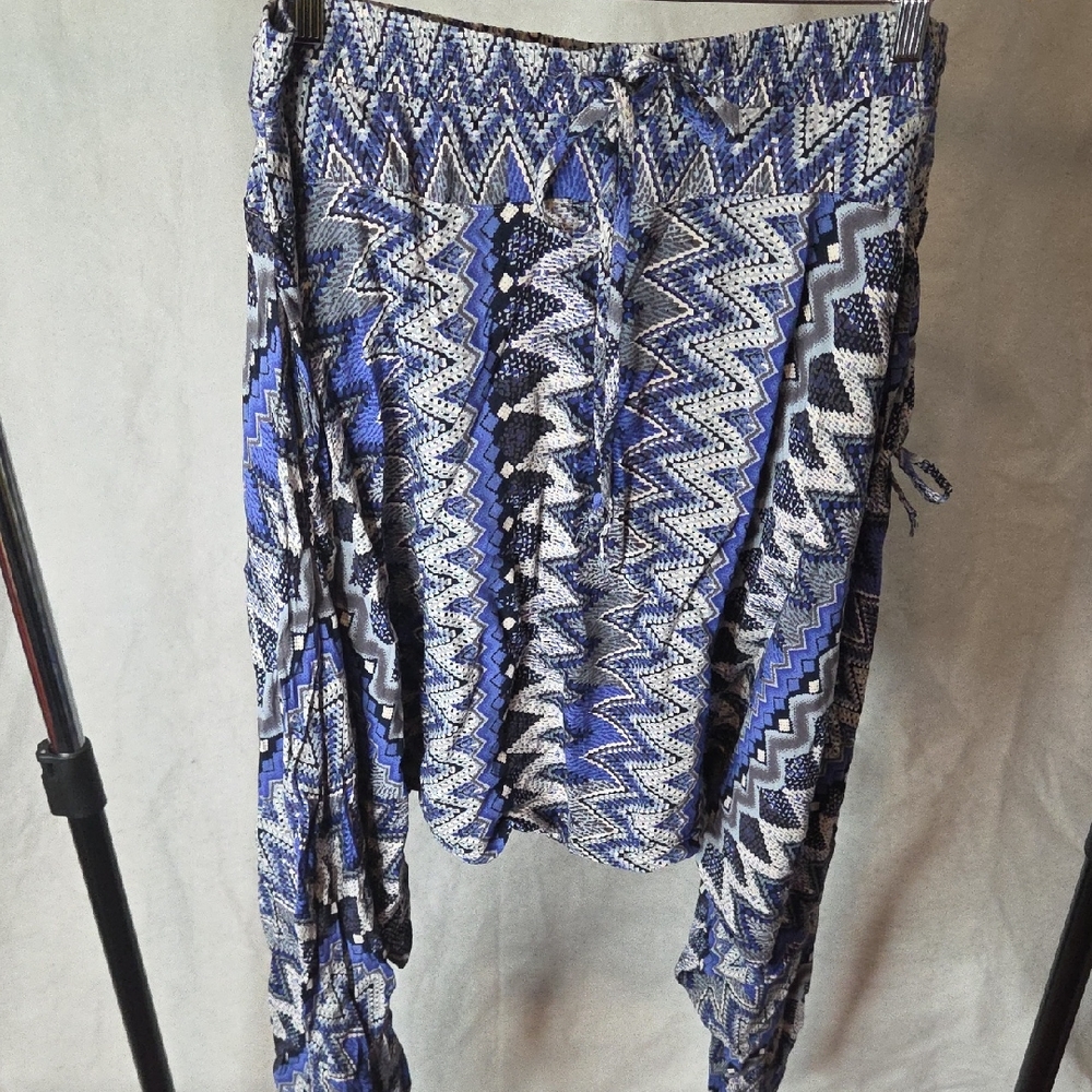 Blue Zigzag Patterned Women's Joggers